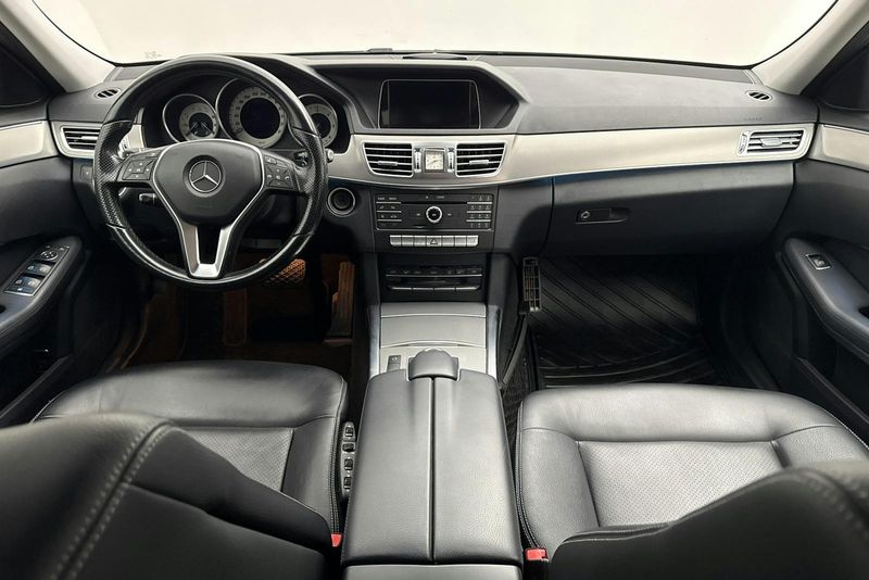 Mercedes E220 bild 6