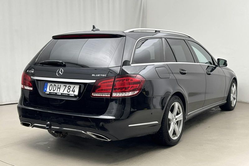 Mercedes E220 bild 3