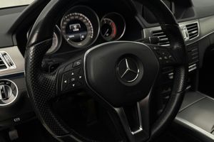 Mercedes E220 bild 12