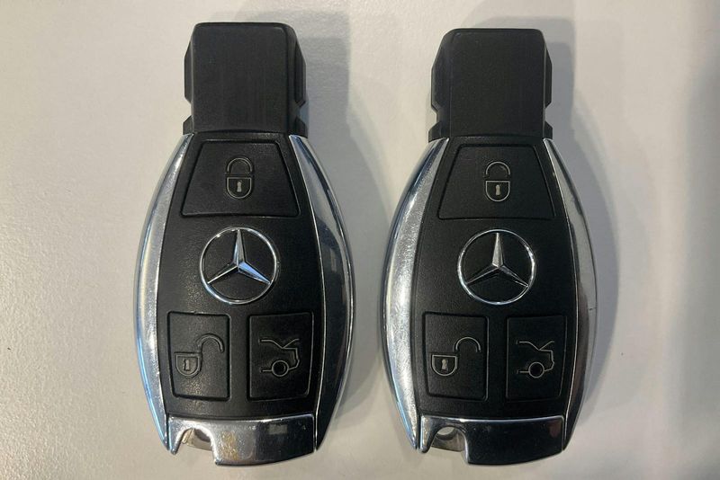 Mercedes E220 bild 14
