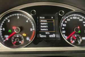 Volkswagen Passat bild 13