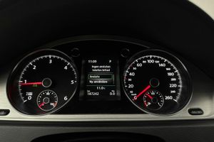 Volkswagen Passat bild 10