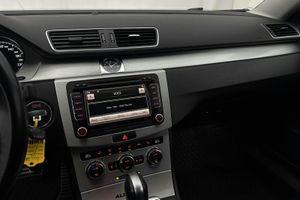 Volkswagen Passat bild 14