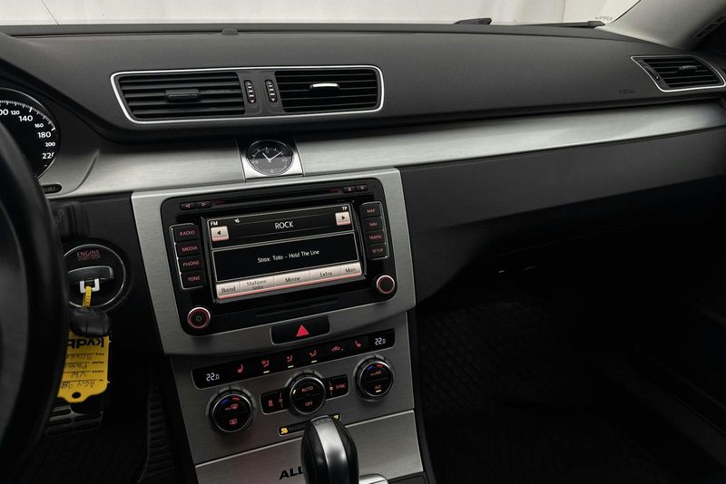 Volkswagen Passat bild 14