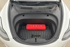 Tesla Model 3 bild 10