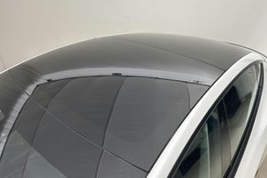 Tesla Model 3 bild 17