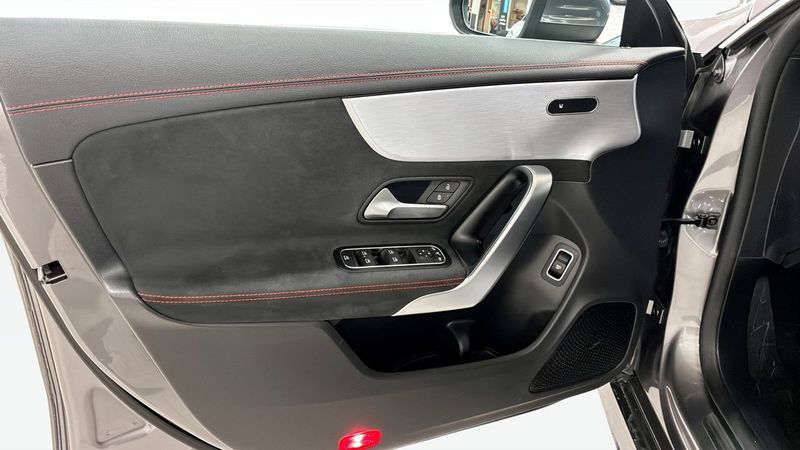 Mercedes CLA200 bild 11