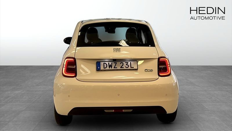 Fiat 500e bild 7