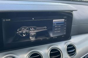 Mercedes E220 bild 13
