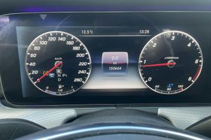 Mercedes E220 bild 10