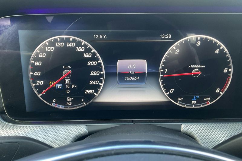 Mercedes E220 bild 10