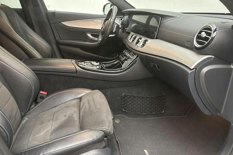 Mercedes E220 bild 7