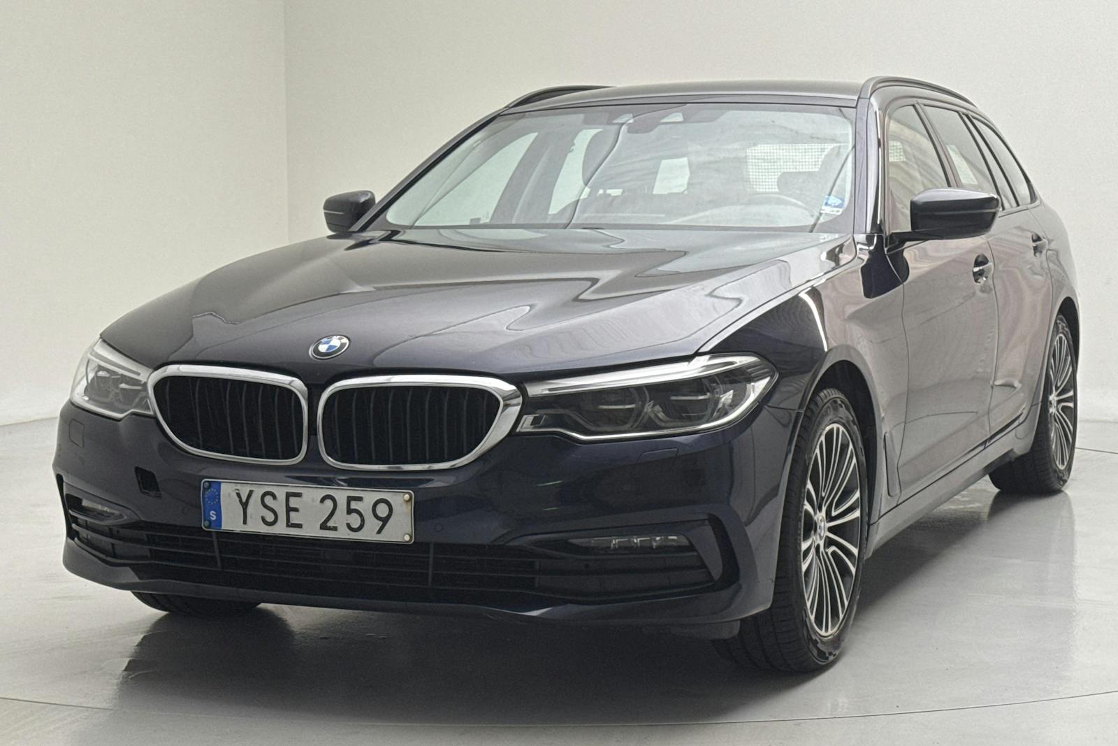 BMW 520