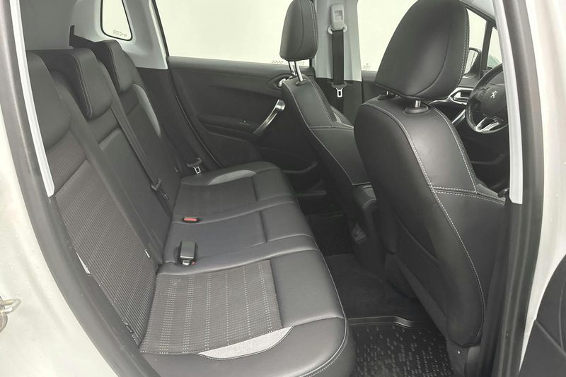 Peugeot 2008 bild 8