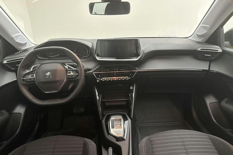 Peugeot 208 bild 6
