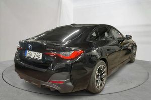 BMW i4 bild 3