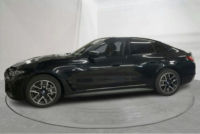 BMW i4 bild 2