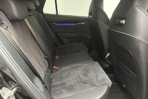 Skoda Enyaq bild 8