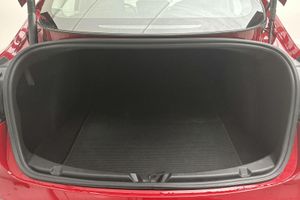 Tesla Model 3 bild 9