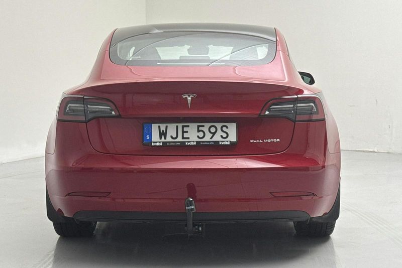 Tesla Model 3 bild 5