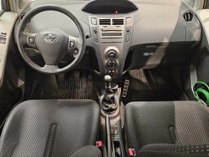 Toyota Yaris bild 9