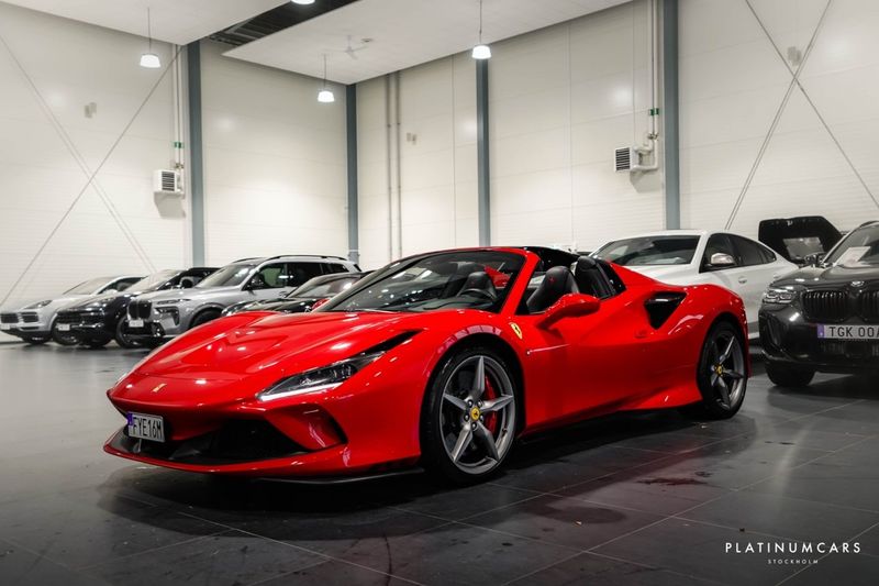 Ferrari F8 bild 24