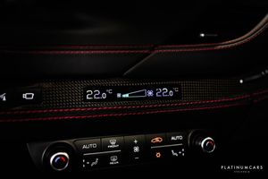 Ferrari F8 bild 15