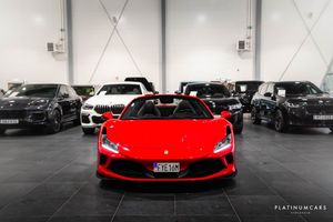 Ferrari F8 bild 3