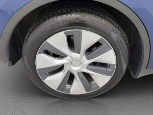 Tesla Model Y bild 11