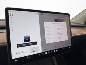 Tesla Model Y bild 28