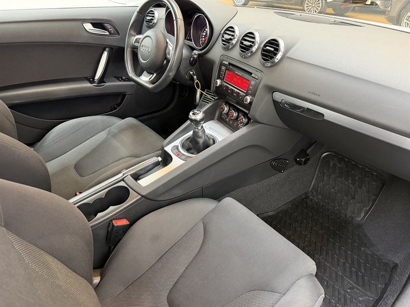 Audi TT bild 8
