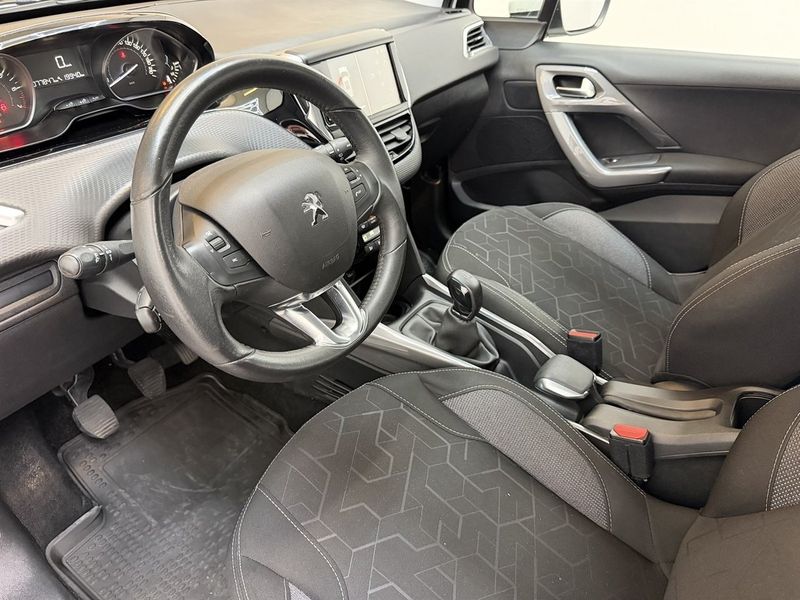 Peugeot 2008 bild 4