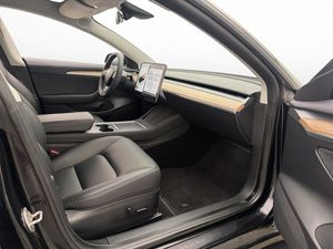 Tesla Model 3 bild 27