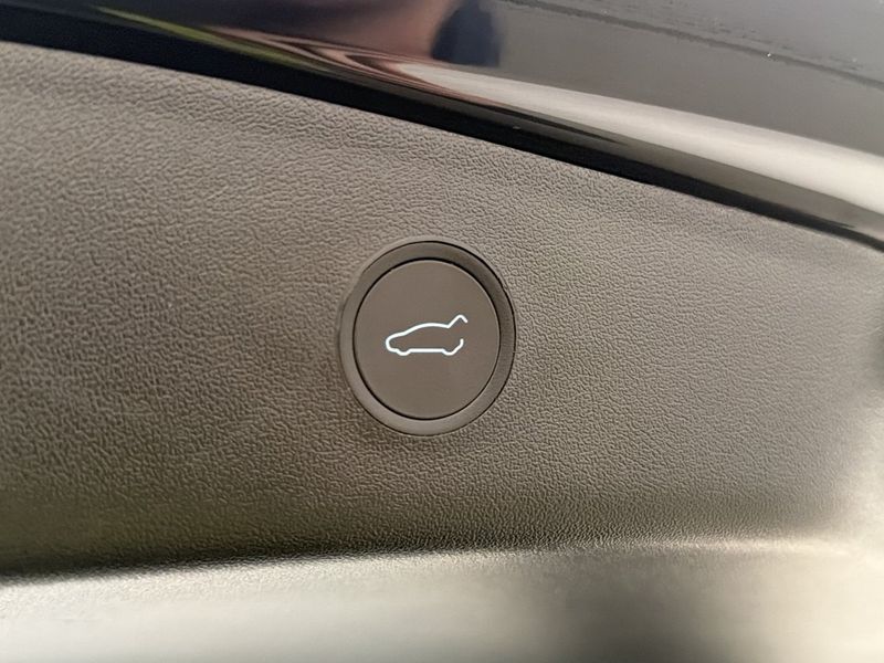 Tesla Model 3 bild 30