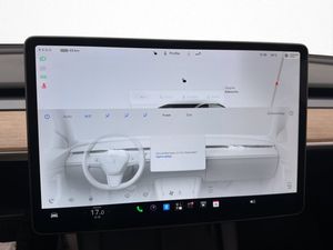Tesla Model 3 bild 23