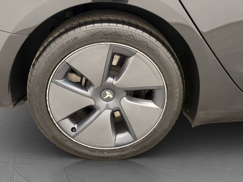 Tesla Model 3 bild 34