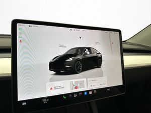 Tesla Model Y bild 21