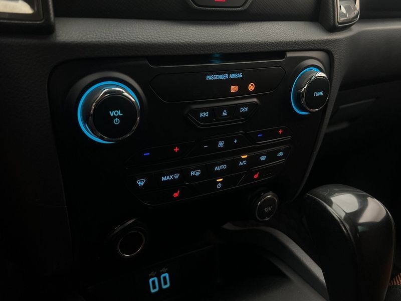 Ford Ranger bild 24