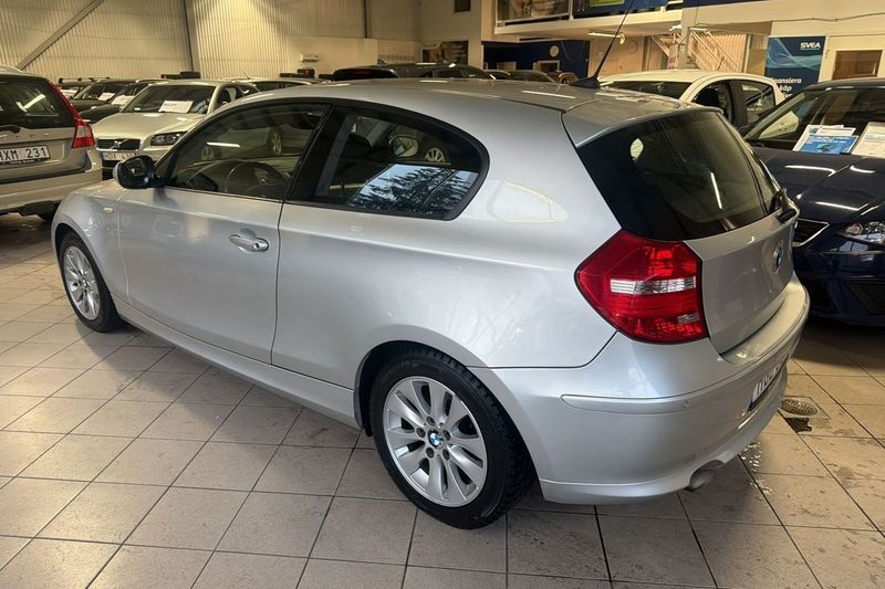 BMW 118 bild 8