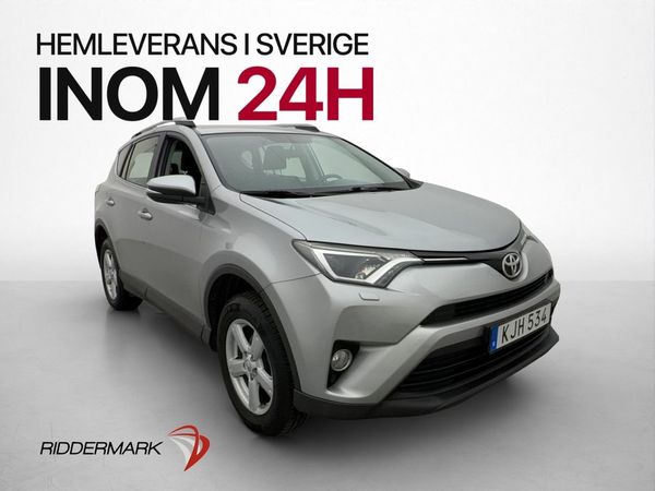Toyota RAV4 2.0 151hk AWD Värmare Två-Brukare Dragkrok - 2017