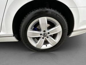 Volkswagen Passat bild 32