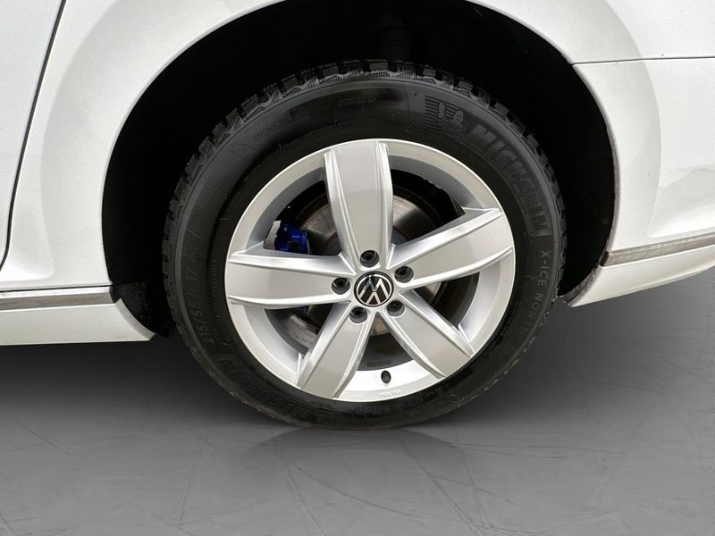 Volkswagen Passat bild 32
