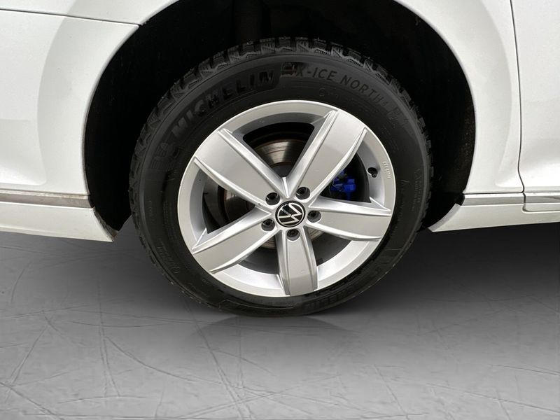 Volkswagen Passat bild 33