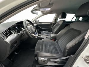 Volkswagen Passat bild 15