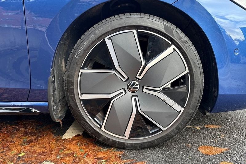 Volkswagen Passat bild 13
