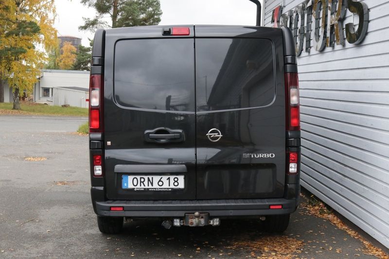 Opel Vivaro bild 24