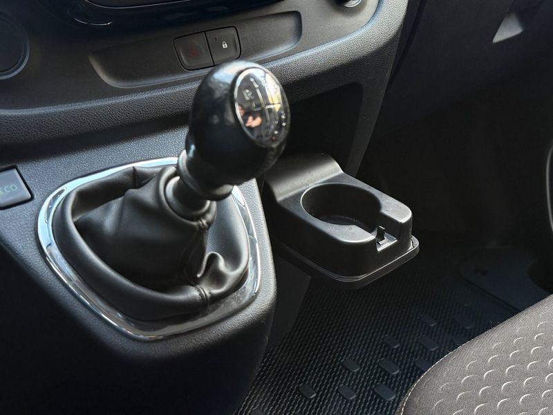 Opel Vivaro bild 34