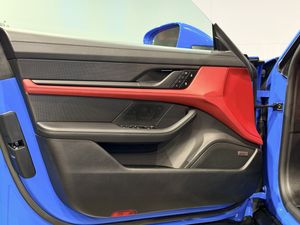 Porsche Taycan bild 17