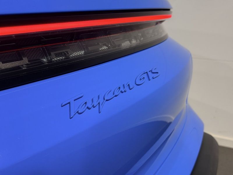 Porsche Taycan bild 15