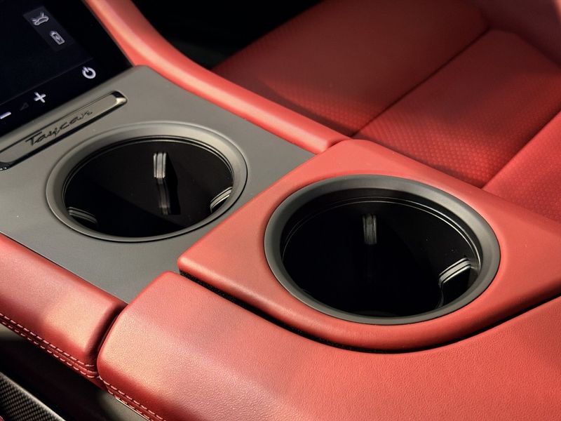 Porsche Taycan bild 26
